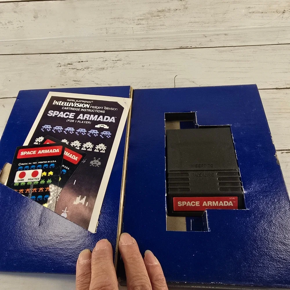 Space Armada Mattel Intellivision 1981 Video Game CIB Cartridge Overlays 3759